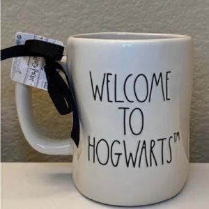 Brand New!! Welcome to Hogwarts Rae Dunn